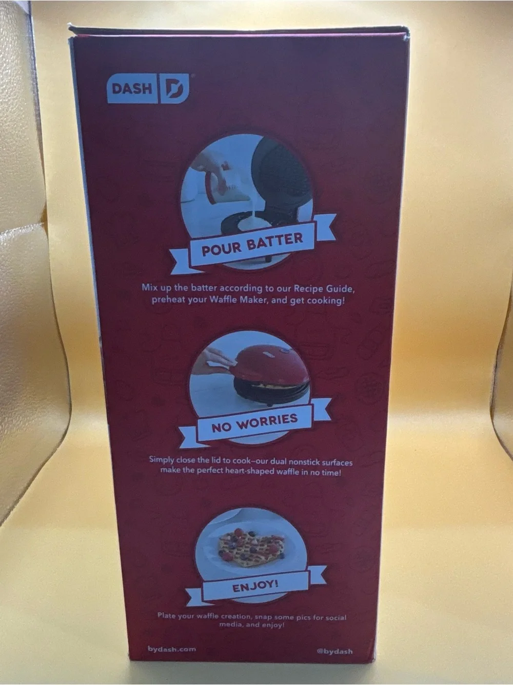 DASH Express Heart Waffle Maker 8” Red Nonstick Valentine Breakfast Open Box